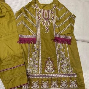 New 3 piece laxauary lawn salwar kameez xl